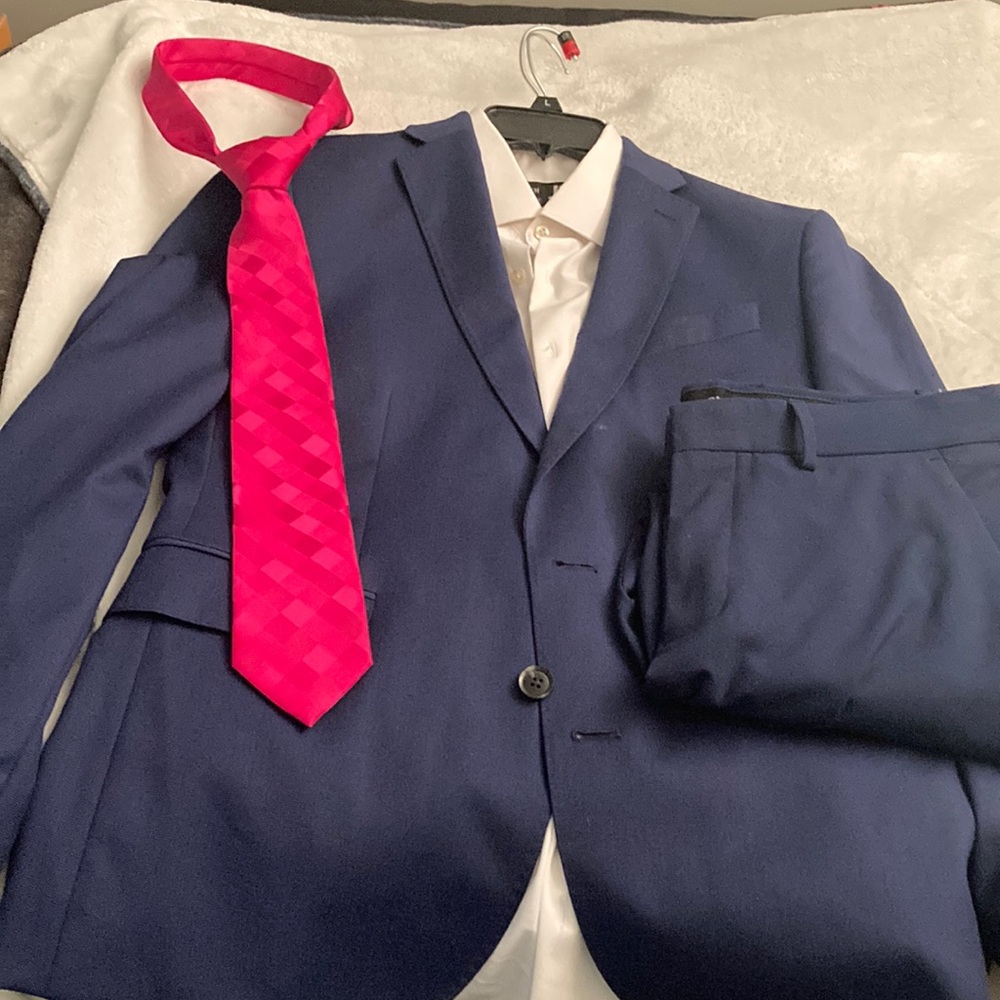 Navy blue men’s suit.
